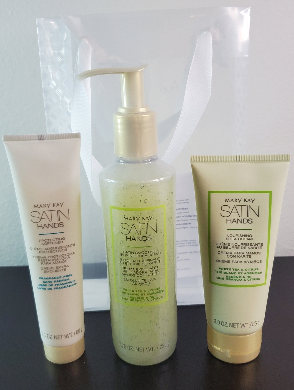 Mary Kay Satin Hands Full Size 3 Pc Pampering Set: White Tea & Citrus Scented